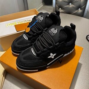 Louis Vuitton Black and White Men's Sneakers